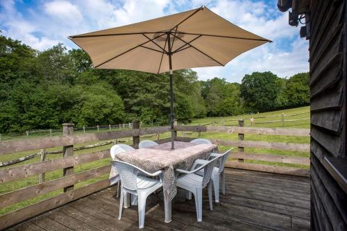 Accessible 4-Bed Barn Sleeps 8 - Farm Stay in Mayfield (East Sussex)