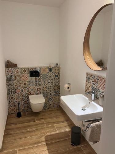 Fürdőszoba, Ferienwohnung Vita-Natura in Eppenbrunn