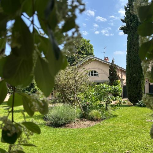 Domaine de la Serve gîte à louer Lancié