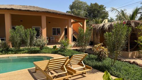 Villa mit Pool in Mbour, Mbour