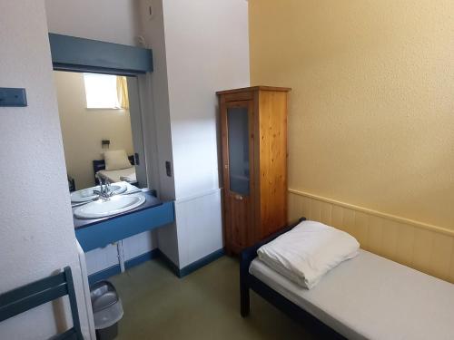 Auberge de Jeunesse HI Saint-Brieuc - image 14