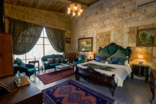 Chateau Du Comte in Harisa