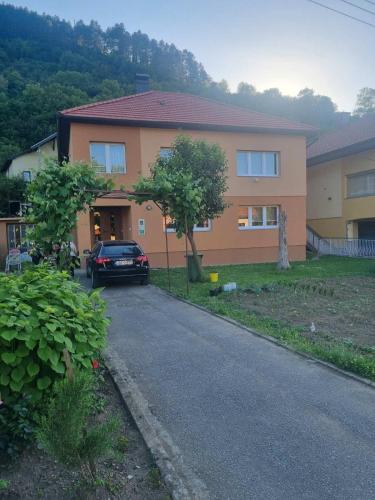 Apartmani Podvisoki