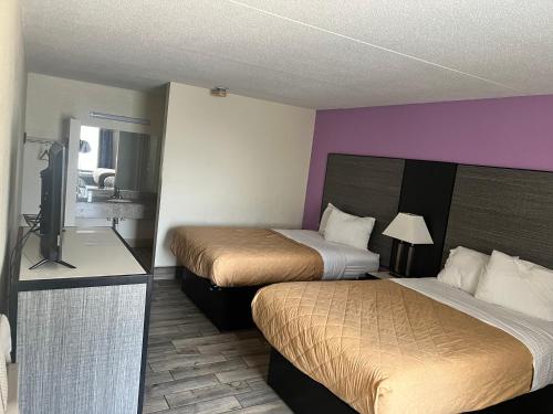 2 double beds