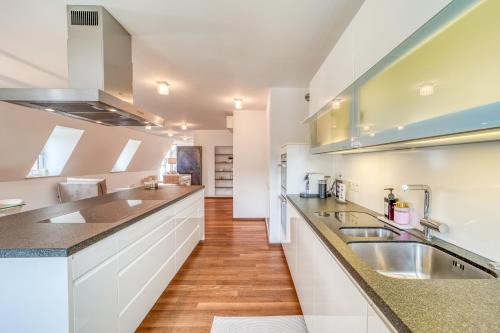 Luxury Penthouse in the center, Norimberk (fotografie 5)