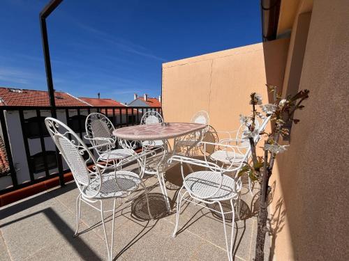 陽台/露台, Mar de Nubes Piornal II entre el Valle del Jerte y La vera in 皮奧爾納爾