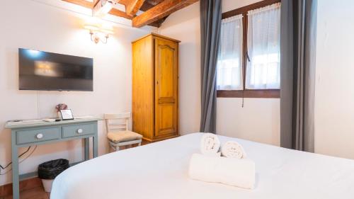 Hostal Alfonso XII by Toledo AP