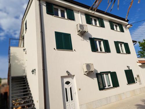 apartmaji strunjan