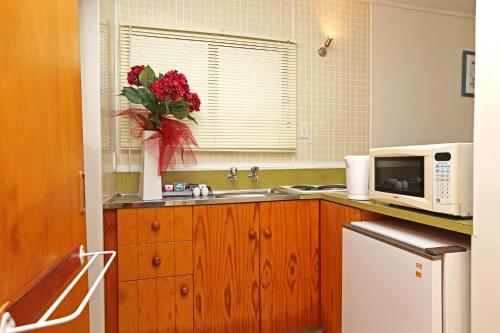 مطبخ, Waiuku Lodge Motel in وايوكو