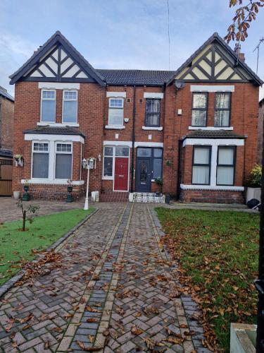 Grange House Budget Rooms, Leeds