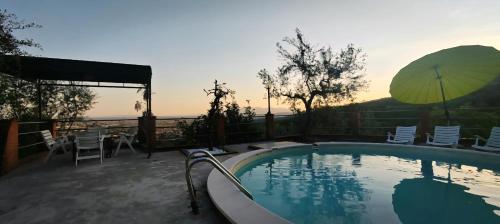 Typical Tuscan Villa with Exclusive Pool & Private Parking - Casa Paola