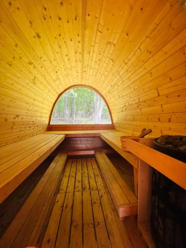 Amazing Poconos House . Sauna/Hot Tub/Private Pool detail