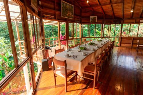 Surrounding environment, Cabanas Germany in Shell