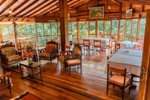 Facilities, Cabanas Germany in Shell