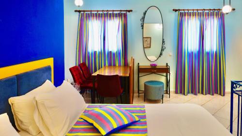 Captain's Suites 5