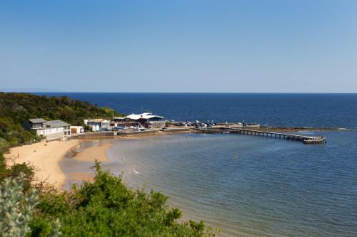 Beach, Quest Cheltenham in South East