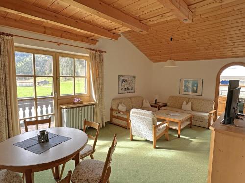 One-Bedroom Apartment with Balcony