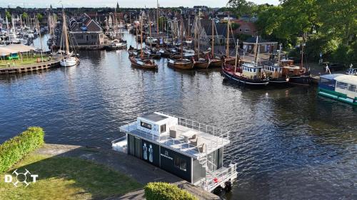 Bed en B-ootje