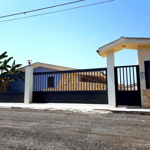 Two-Bedroom House image 1