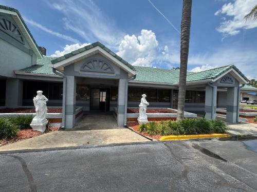 Budget Inn Sanford International Airport in Lake Mary