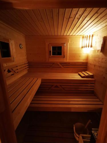 BB19 Eifel-Ferienhaus am Moseltal mit Saunahaus in Kliding