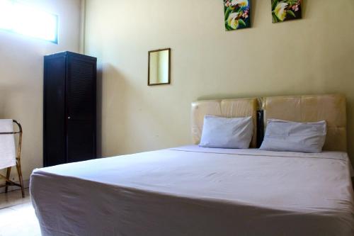 Lolo Beach Inn Bali