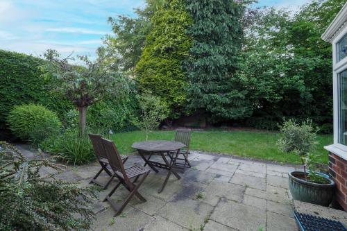 Westmorland - 4 Bedroom House - FREE Parking for up to 7 Cars - Walking distance to QMC and Universi in 倫頓