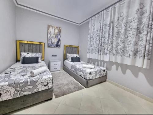 Appartement moderne climatise avec bonne proximite S2 in Manar