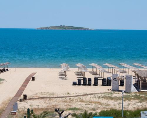 "ГРАДИНА" GARDEN Beach - 2 Bedrooms Apart with Pool and Parking Spot