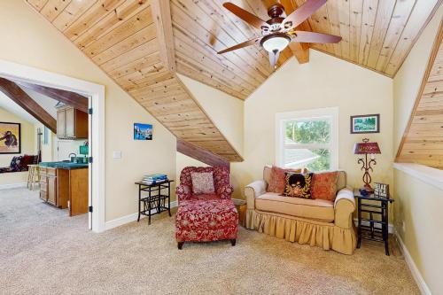 Cypress Lodge in 阿諾德 (CA)