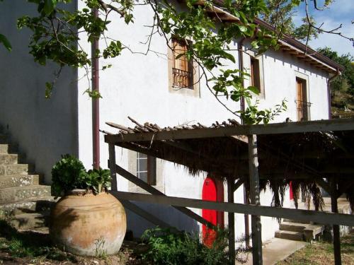 Agriturismo "Donna Cettina" - Dimora Presti gîte à louer Tortorici