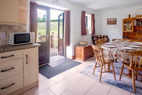 Accessible 4-Bed Barn Sleeps 8 - Farm Stay in Mayfield (East Sussex)