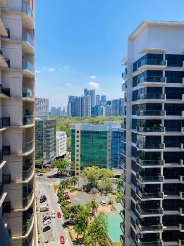 Stad en Thuis - Mckinley Hill, Taguig, Manila (zdjęcie 10)