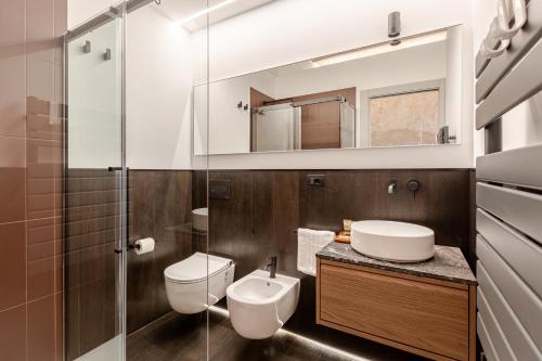 En-suite Bedroom Manin - 2 min walk to Termini Station, Rome (photo 5)