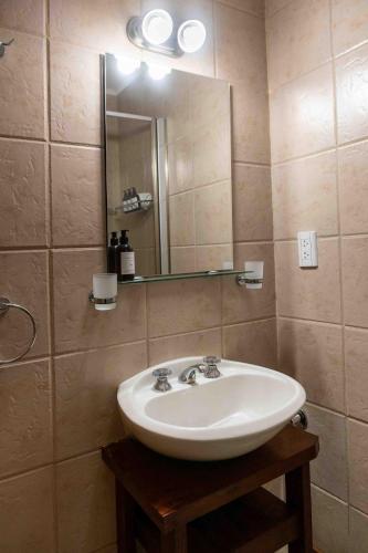Double or Twin Room image 7