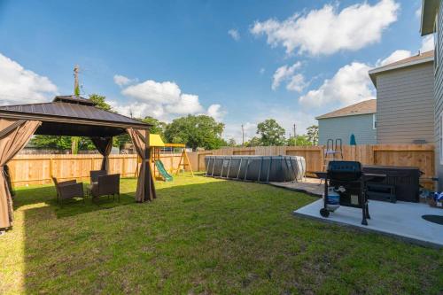 Pool house with hot tub, Houston (fotografie 8)