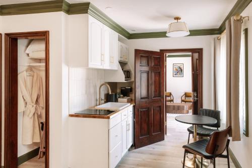 Dapur, The Marlo in Solvang (CA)