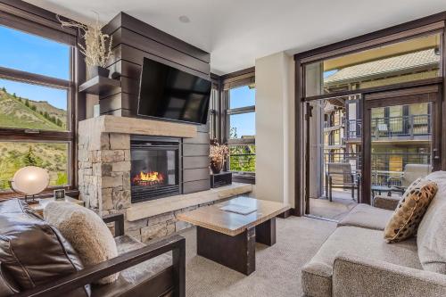 Hayden Lodge 2209 by Snowmass Mountain Lodging