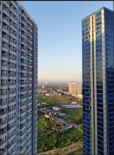 Pakuwon Mall Apartemen Anderson Orchard Tanglin Benson by AquHome near Lenmarc Mall