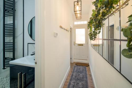 Marina Bridge House Central Cowes in Cowes Medina