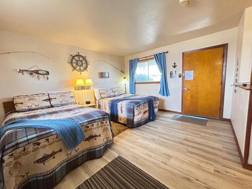 The Lodge at Ute Lake aka Yucca Motel and Cabins, Logan, NM in Englewood (Colorado)