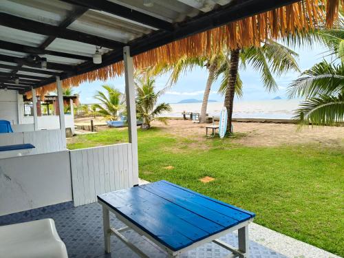 Baan Vitamin Sea near Chao Lao Beach