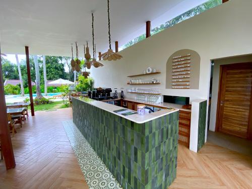 Restaurant, Loku Kedungu in Tanah Lot