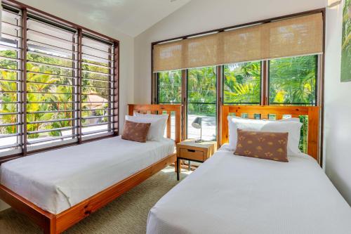Three-Bedroom Villa image 8