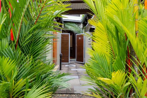 Three-Bedroom Villa image 7