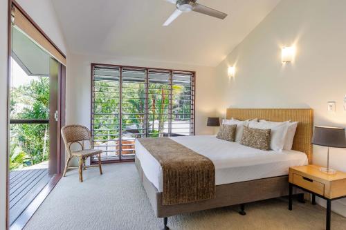 Three-Bedroom Villa image 6