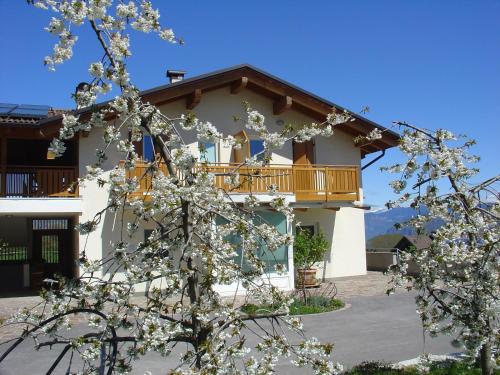  Agriturismo Girasole, Pension in Fai della Paganella bei Jaufen