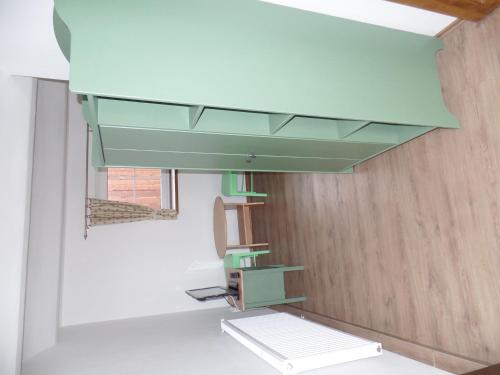 Instalaciones, Penzion u Ungeru in Detenice