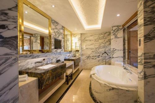 Kun Tai Glory Hotel Beijing Wangjing  in Wangjing Science Park & 798 Art Zone