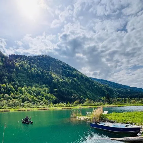 Haus am See in Mühldorf, Österreich